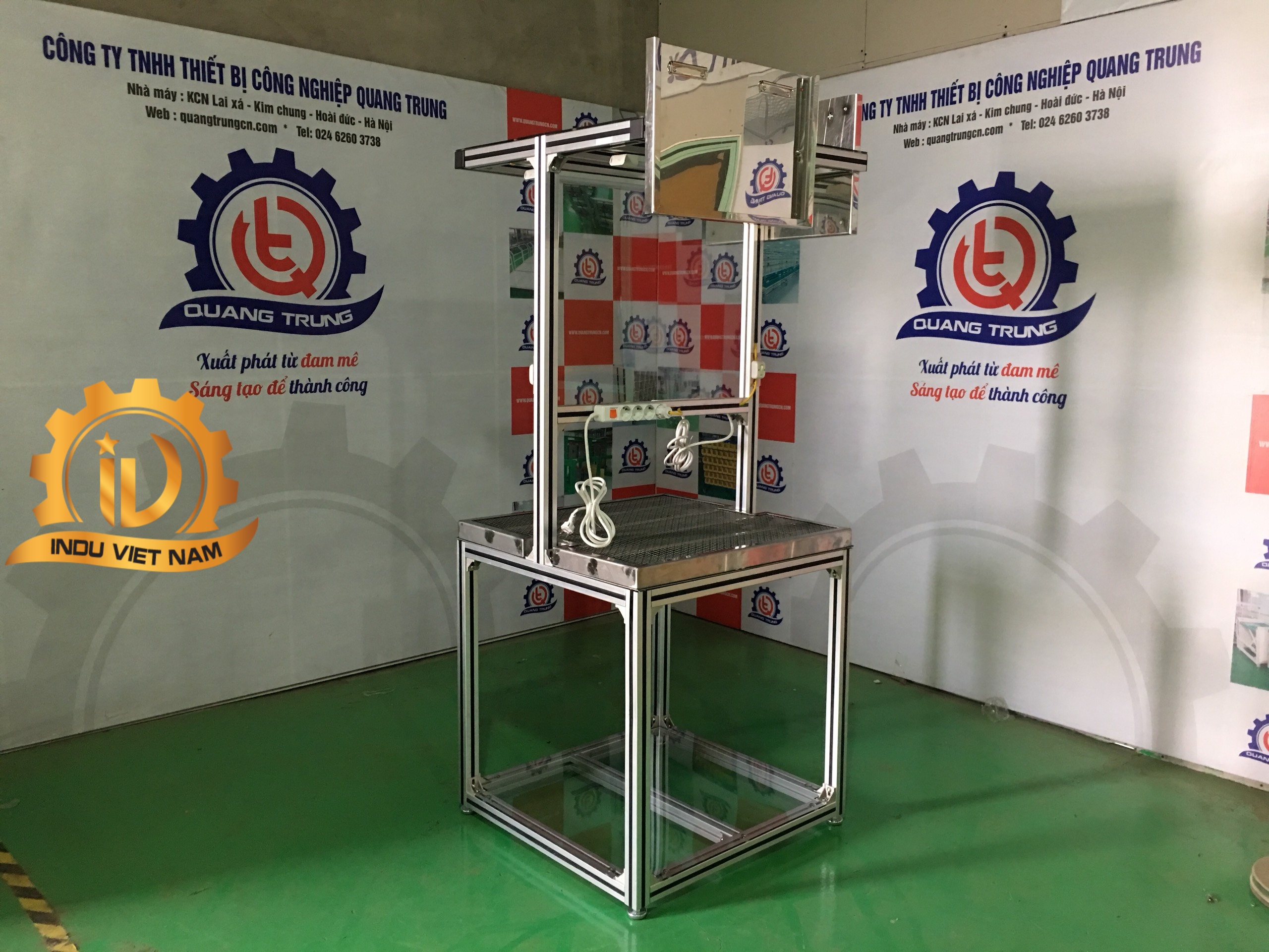 Bàn thao tác khung nhôm định hình