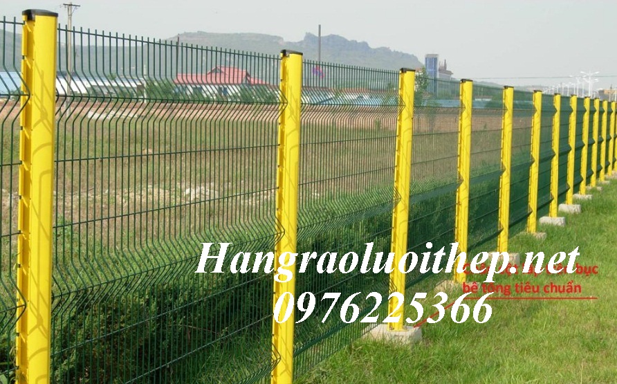 Hàng rào cột trái đào