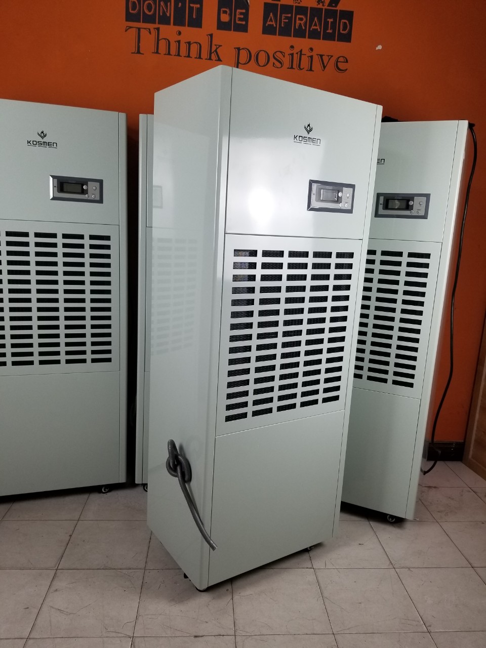 Máy hút ẩm Kosmen KM180S