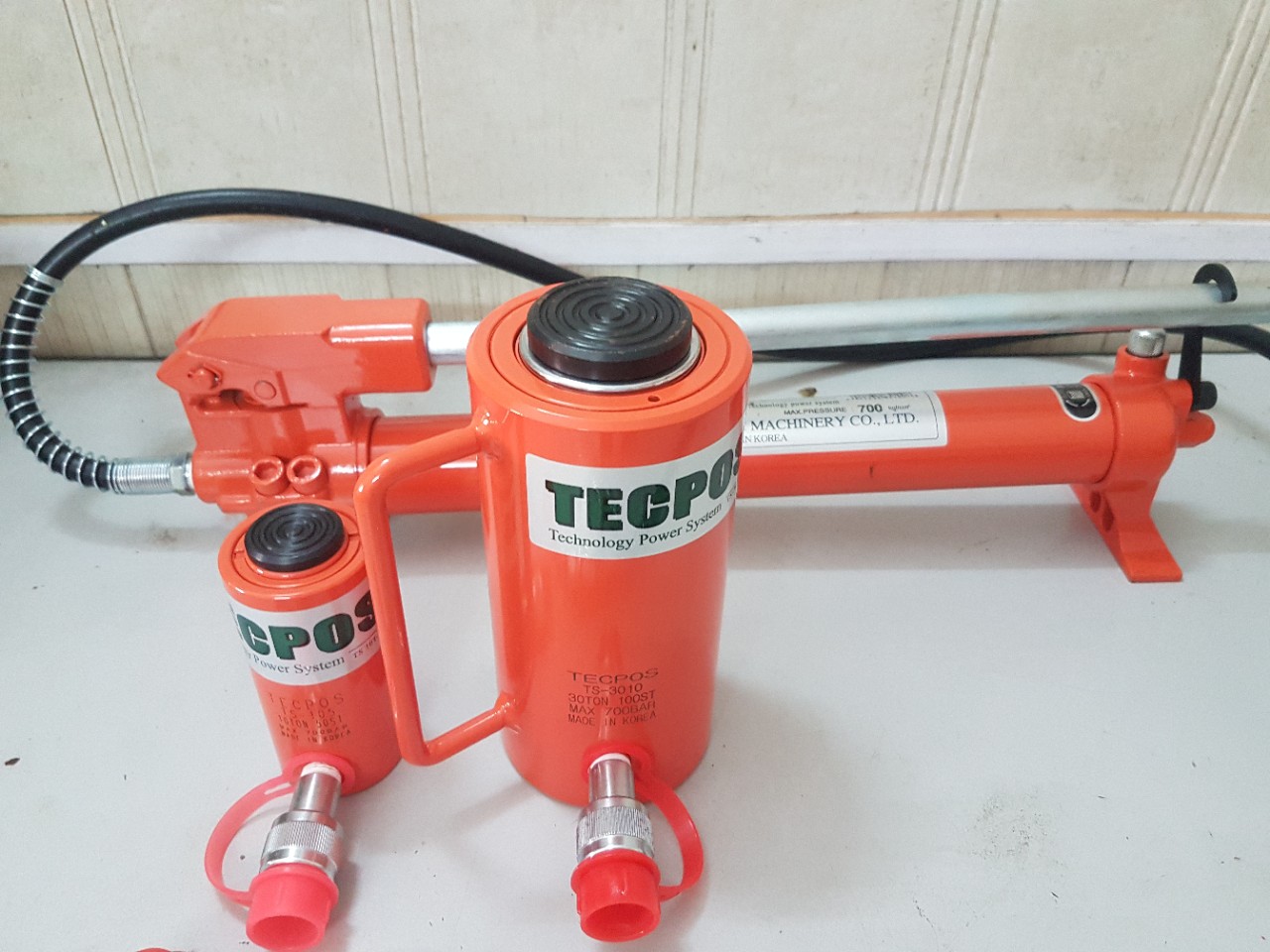 Kích thủy lực 1 chiều Tecpos Hàn Quốc tự hồi dòng TS