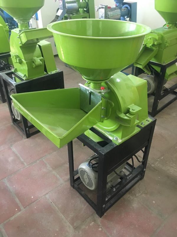 Máy nghiền thức ăn chăn nuôi sử dụng dao nghiền