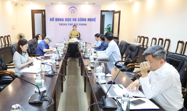 Hải Phòng nghiên cứu tái chế phế thải xây dựng thành bê tông cho công trình ven biển