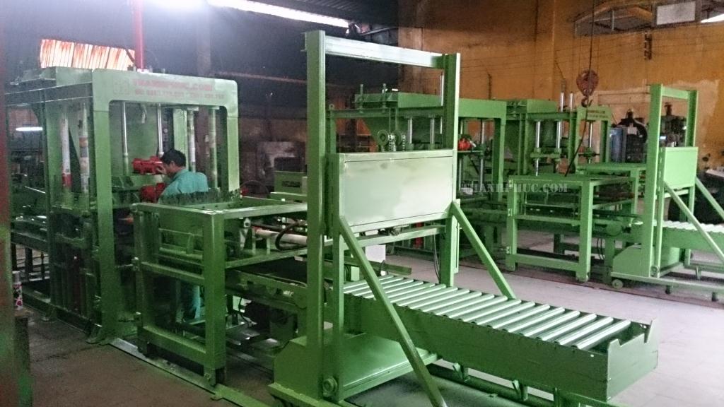 Dây chuyền sản xuất gạch block tự động hoàn toàn model TPC B1209