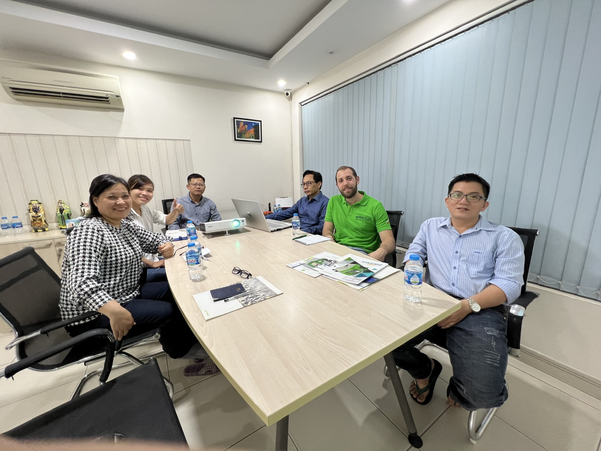 Cuộc họp đối tác Việt Thái - Emec 