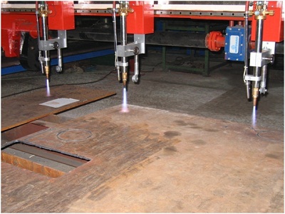 Máy cắt kim loại tấm CNC - Model CP 60120 CNC