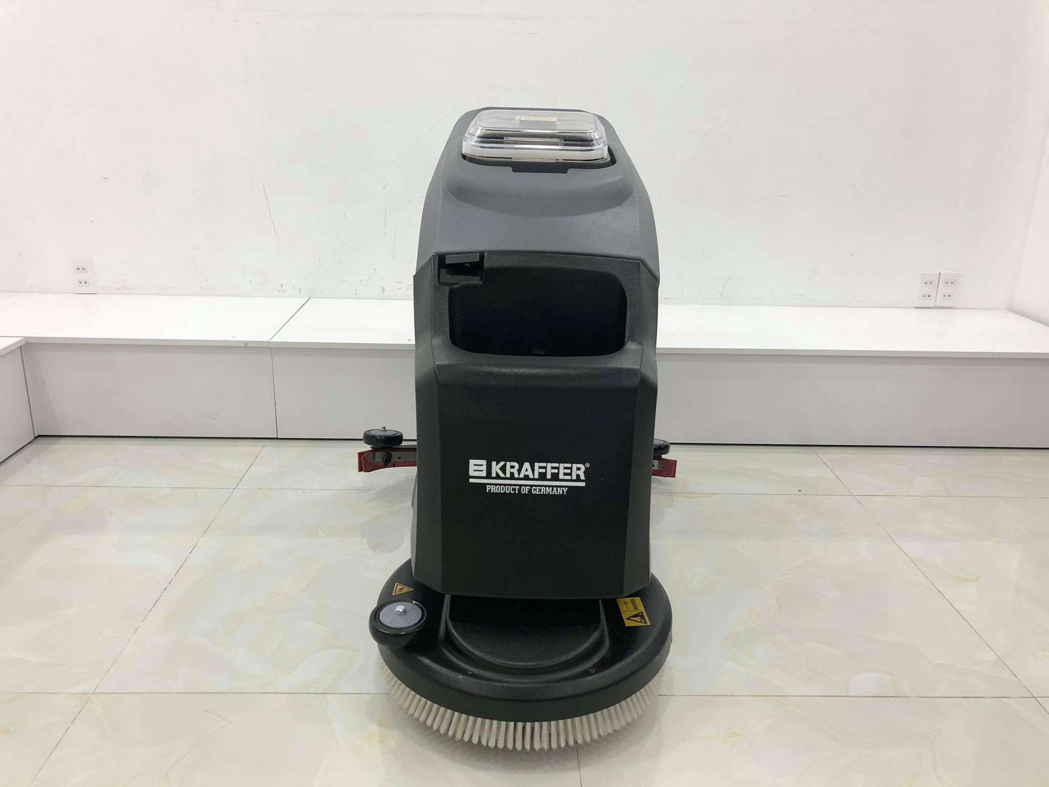 Máy chà sàn liên hợp nhà xưởng Kraffer GM50B