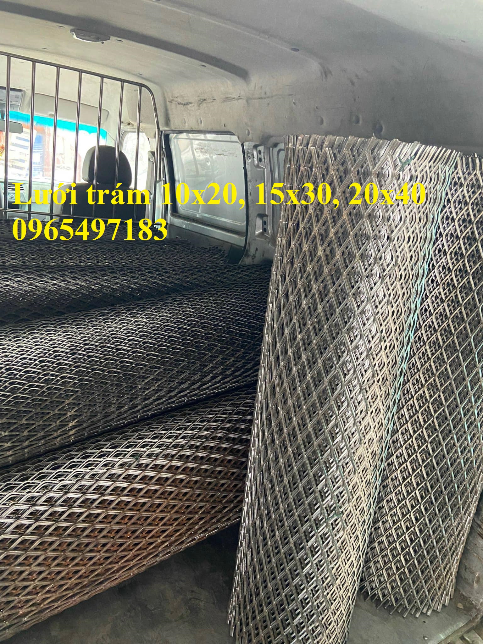 Lưới trám mắt 10x20, 15x30, 20x40 dày 1.2mm . Khổ 1mx10m, 1.2mx10m 