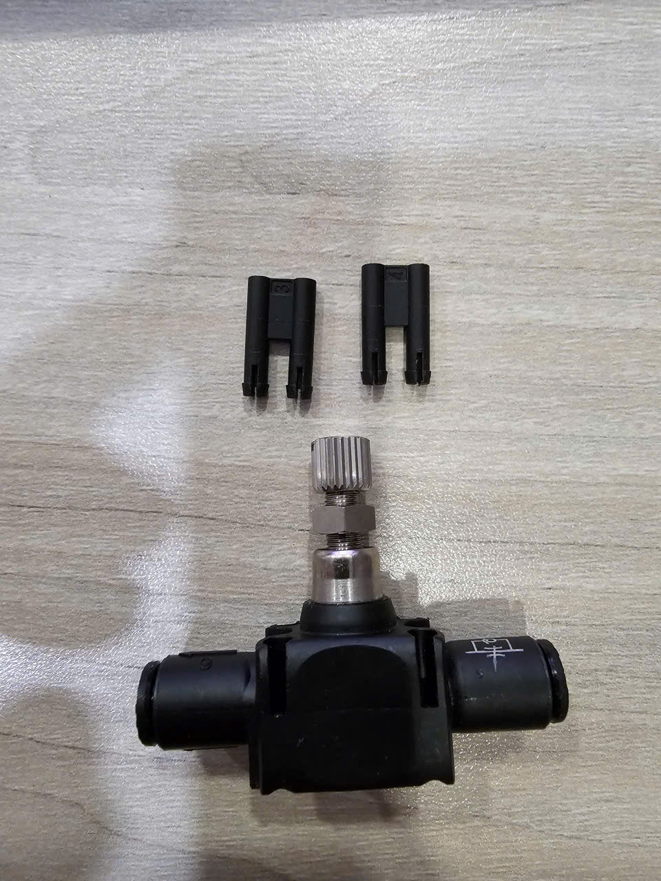 Bộ điều chỉnh lưu lượng khí nén In-Line Flow Regulator – Model 7770 06 00 (Ø6 mm)