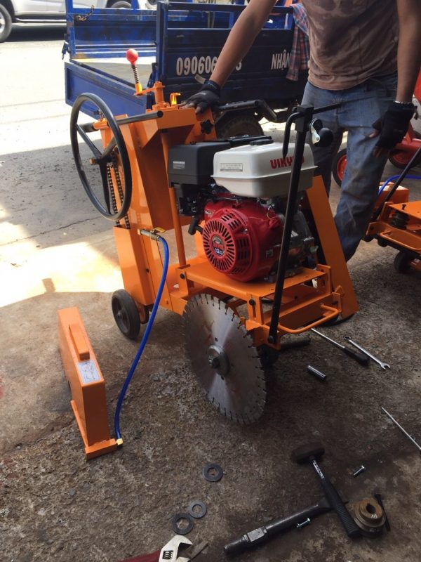 Công ty TNHH thiết bị xây dựng Việt Phú Hưng