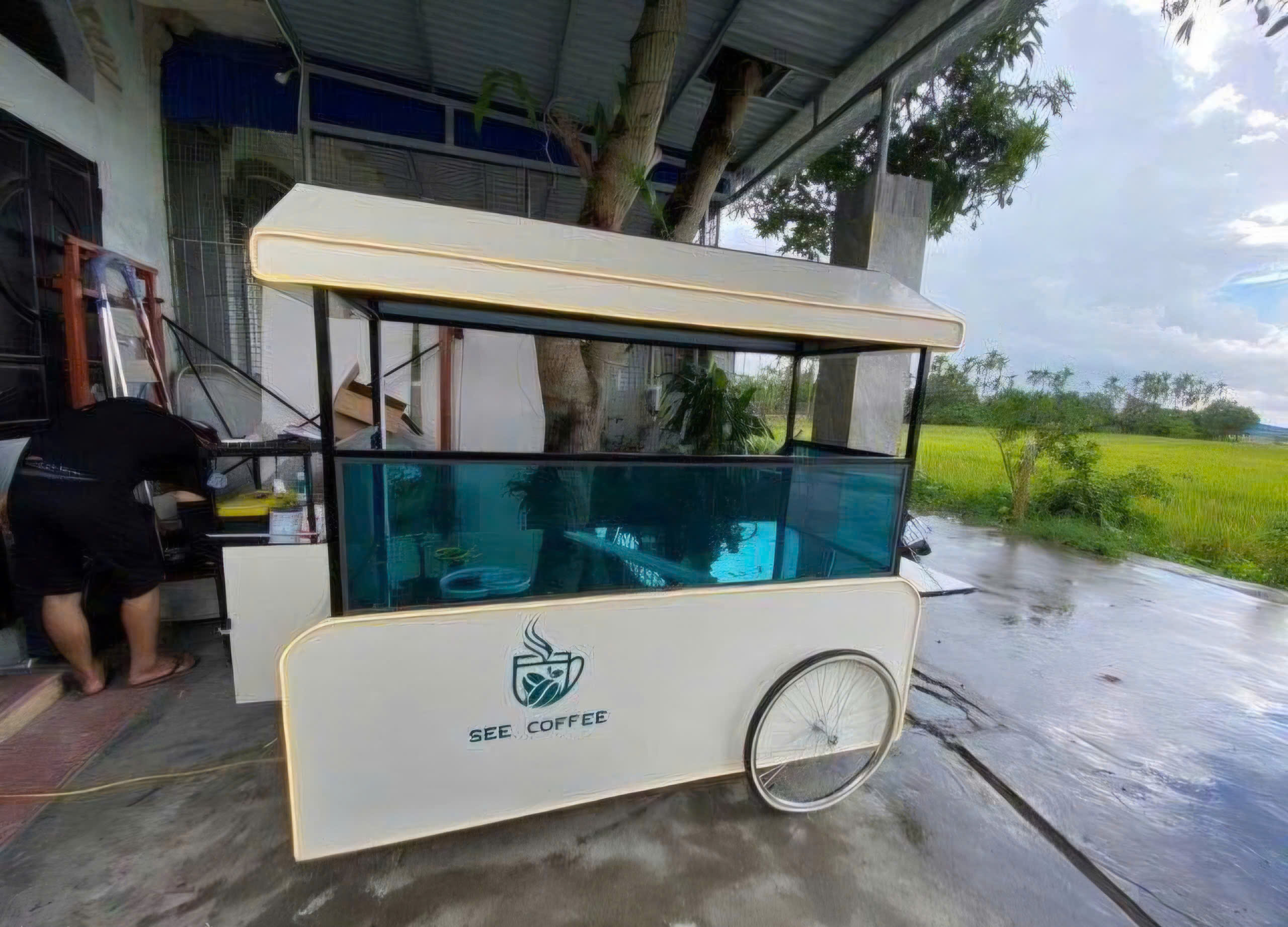 Xe điện bán hàng trợ lực