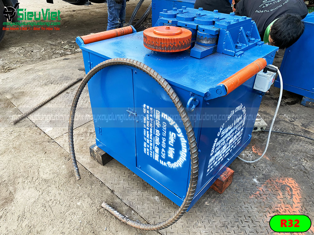 Máy uốn tròn sắt R32 (Điện 380V, 3 Pha)